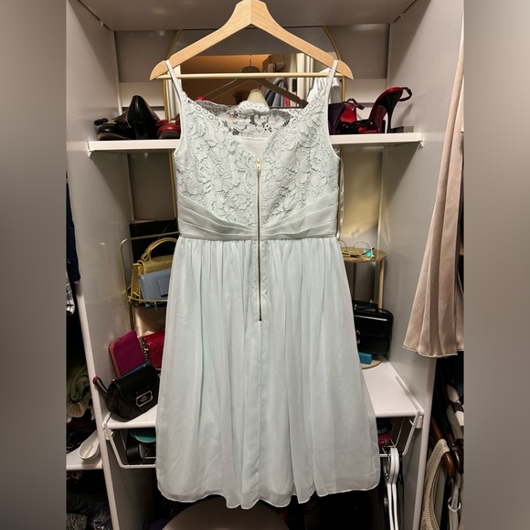 Beautiful flowy dress-BNWOT - Picture 3 of 10